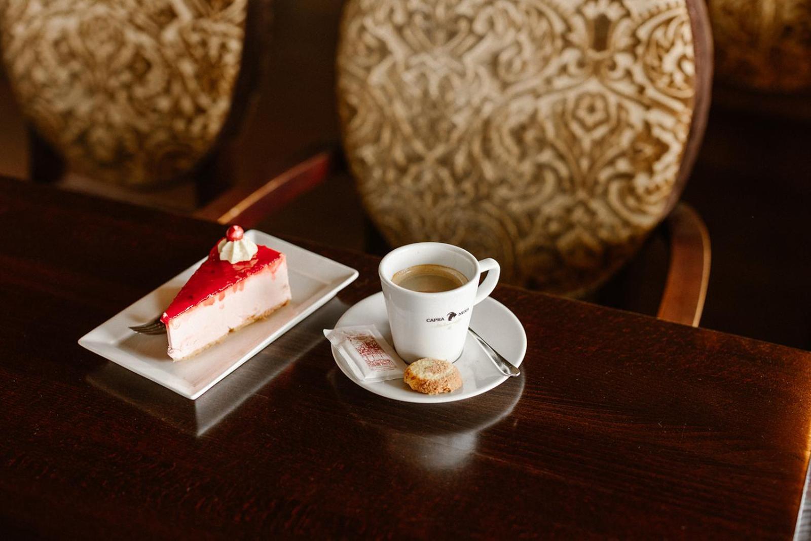 Hotel Restaurant Belvedere Схонховен Экстерьер фото
